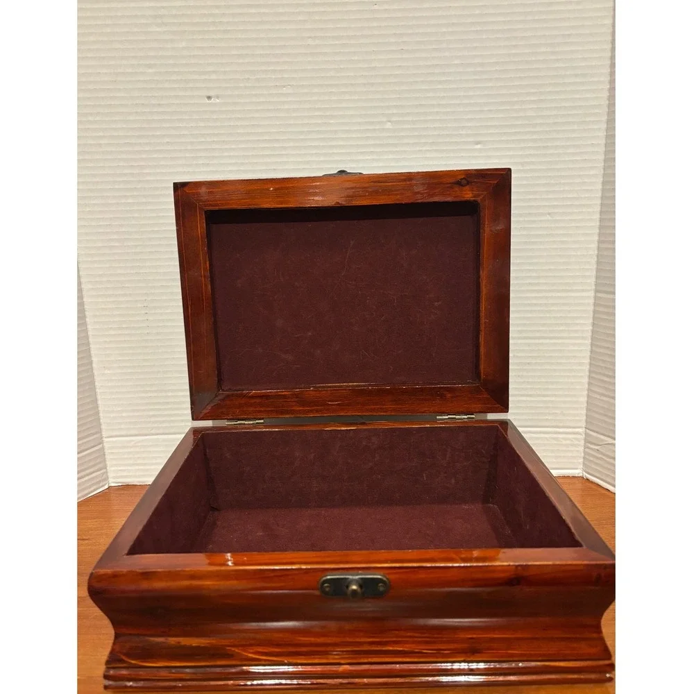 Vintage Wooden Keepsake Jewelry Box Cherry Finish Velvet Lined Brass Latch 11.5
